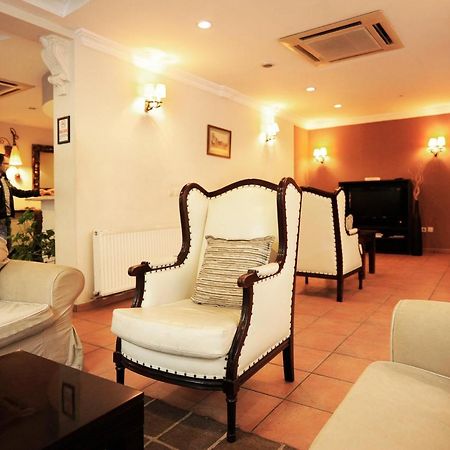 Uestuen Hotel Alsancak Esmirna Exterior foto